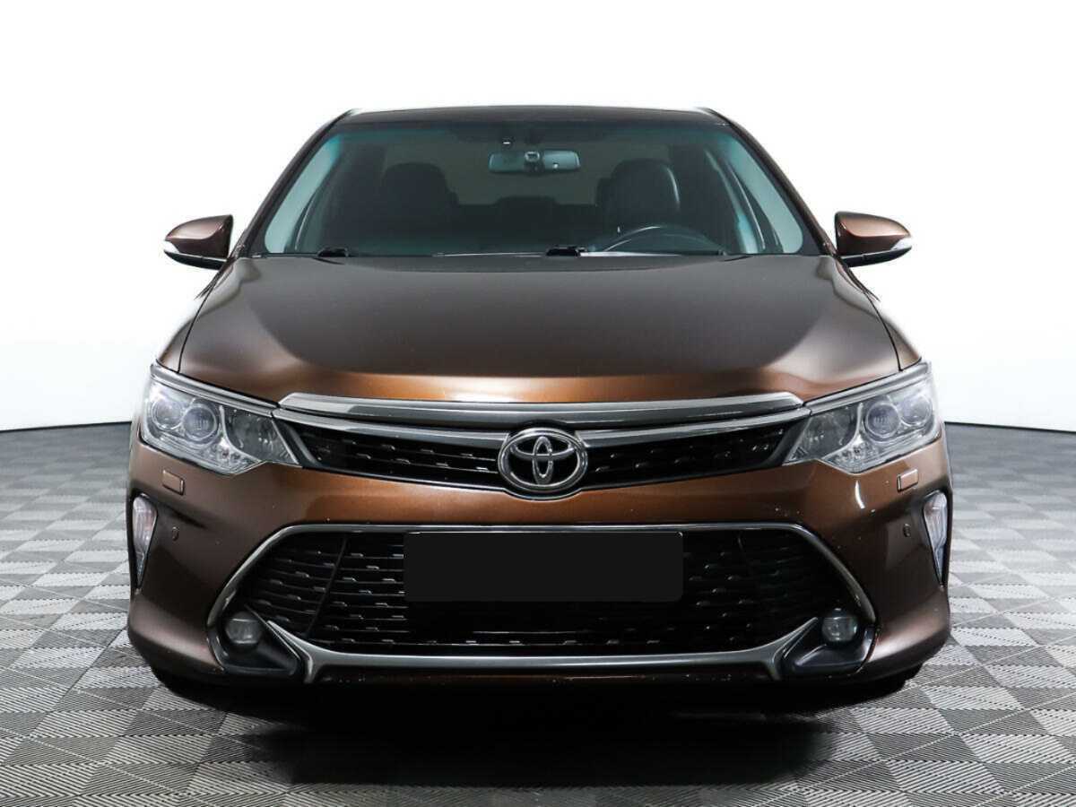 Купить Toyota Camry с пробегом. Фото: #1