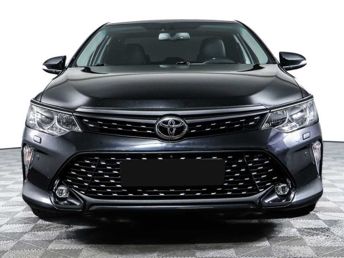 Купить Toyota Camry с пробегом. Фото: #1