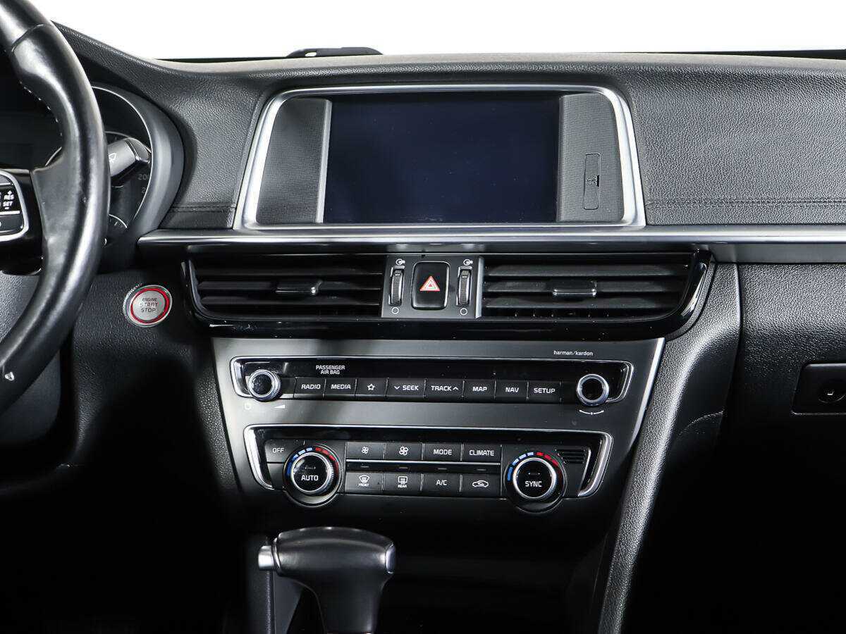Купить Kia Optima с пробегом. Фото: #11