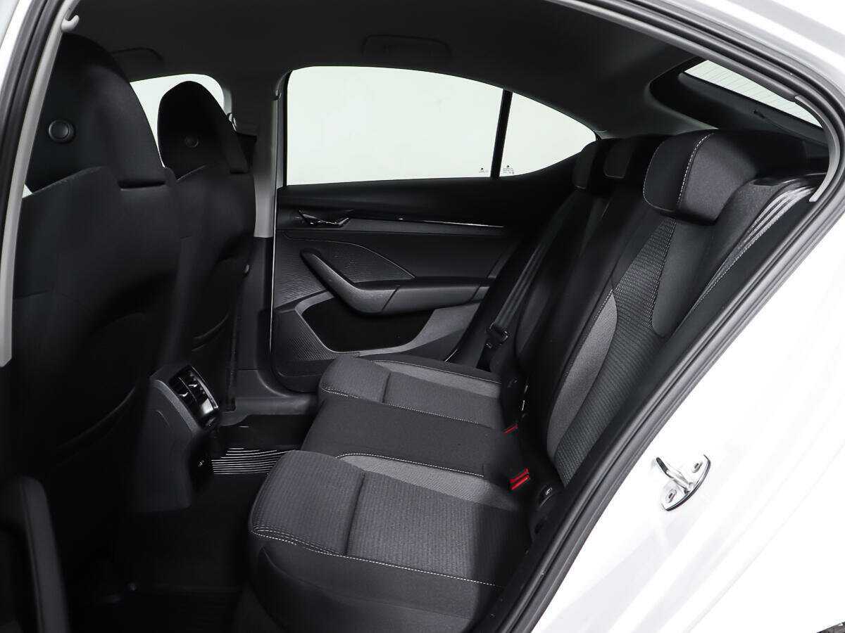 Купить Skoda Octavia с пробегом. Фото: #8