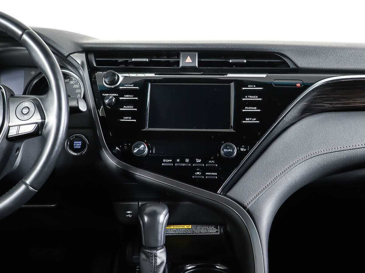 Купить Toyota Camry с пробегом. Фото: #11