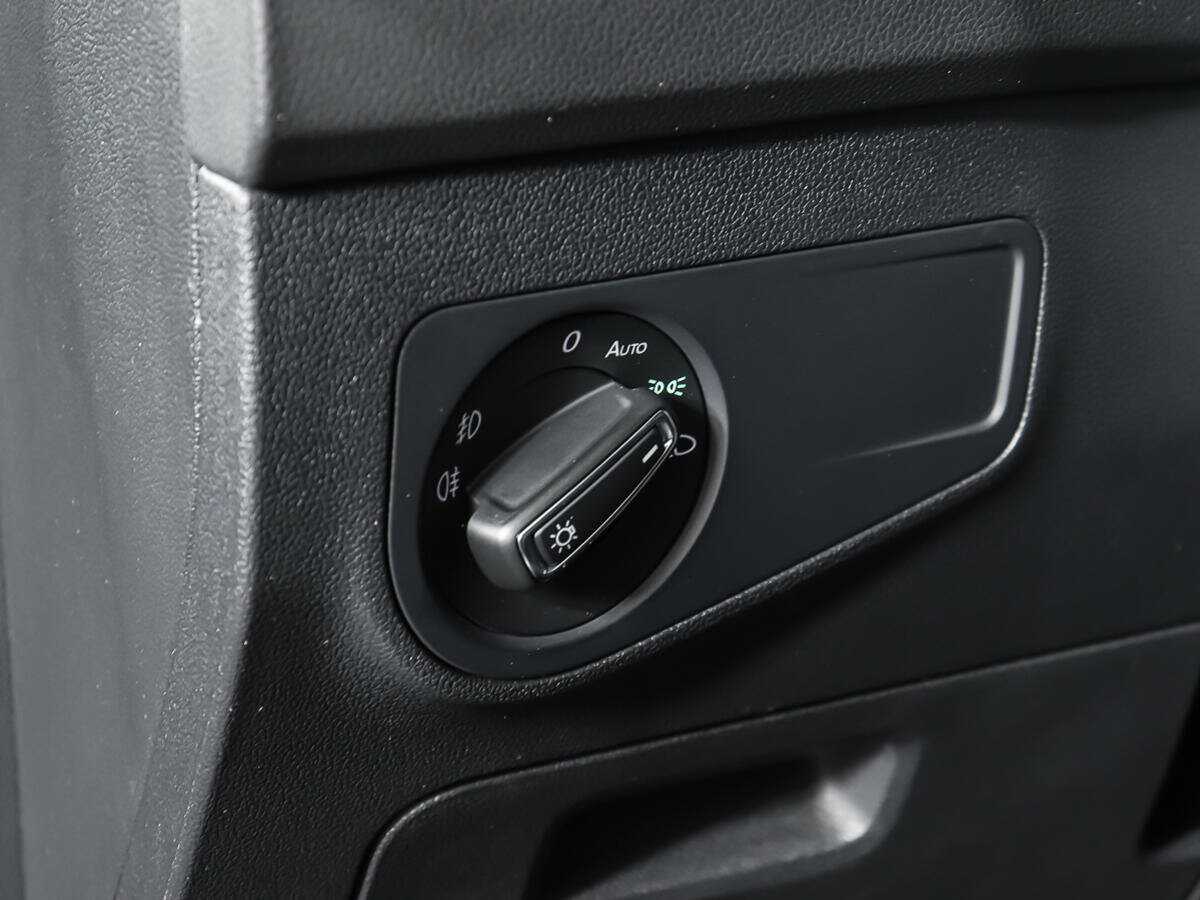 Купить Volkswagen Tiguan с пробегом. Фото: #17