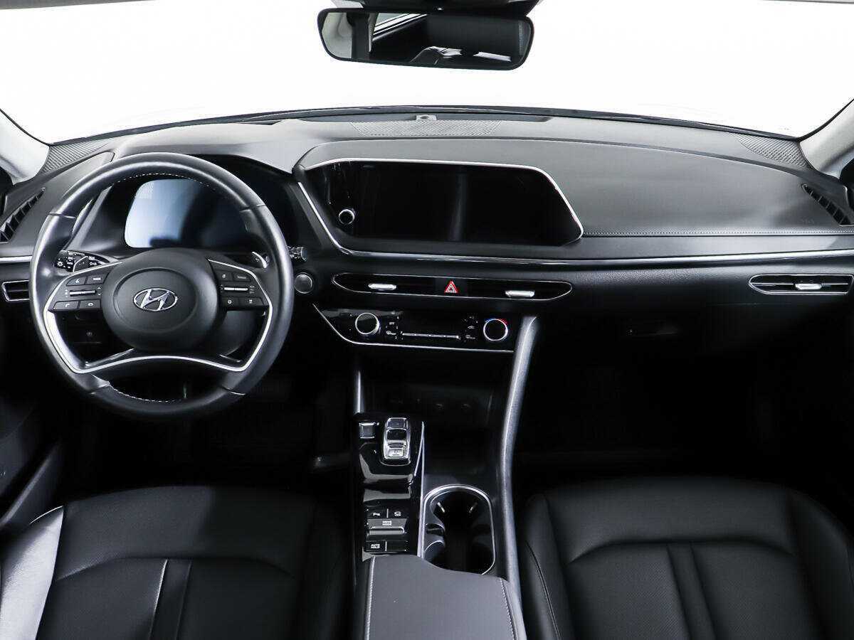 Купить Hyundai Sonata с пробегом. Фото: #10