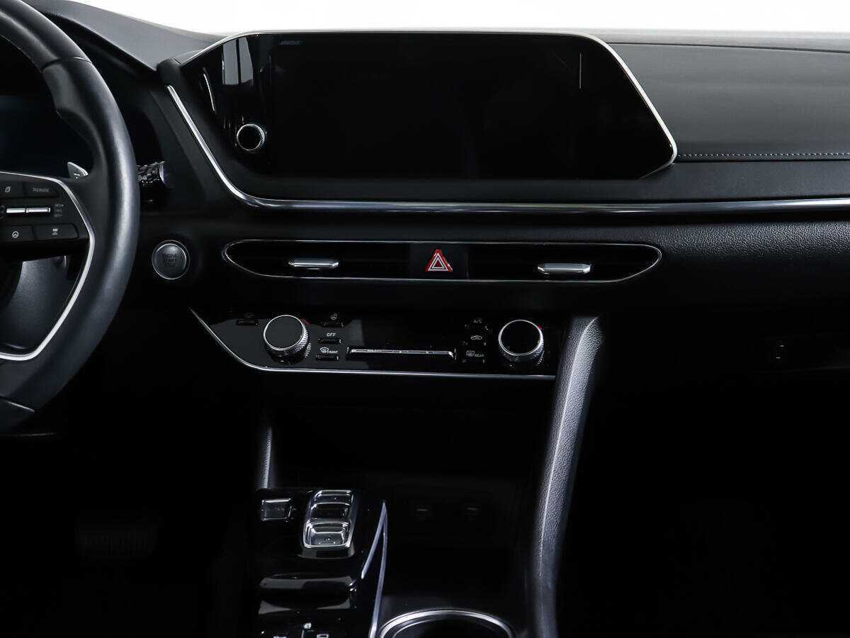 Купить Hyundai Sonata с пробегом. Фото: #11