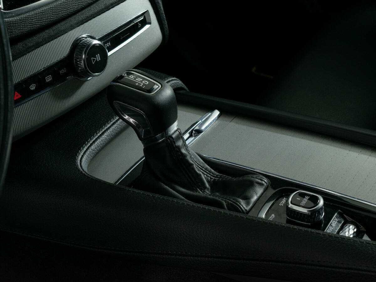 Купить Volvo XC90 с пробегом. Фото: #14