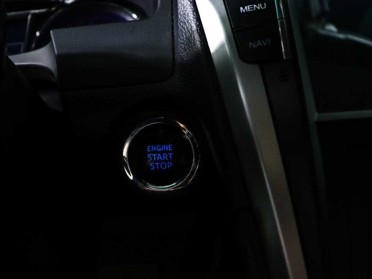 Купить Toyota Camry с пробегом. Фото: #15