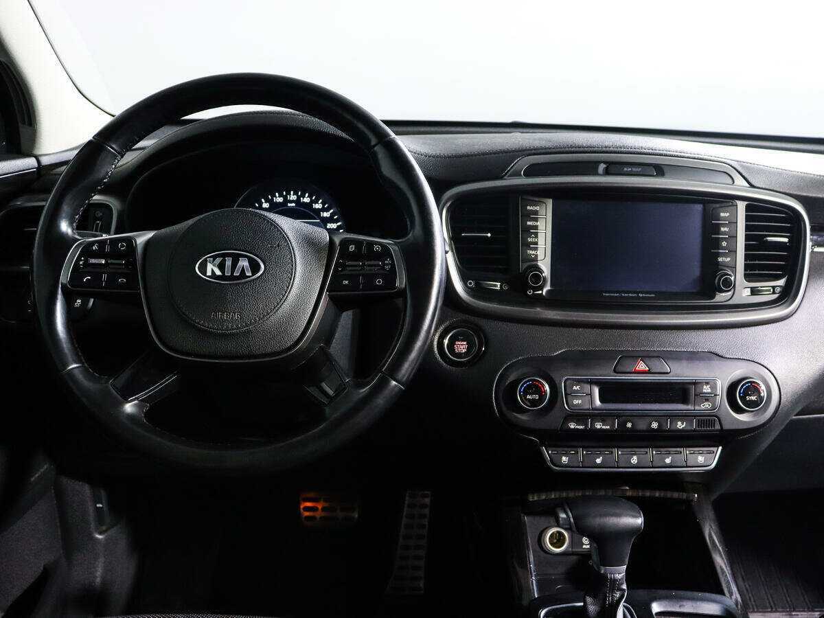 Купить Kia Sorento с пробегом. Фото: #9