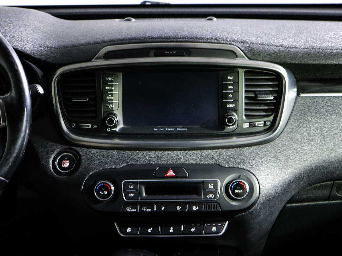 Купить Kia Sorento с пробегом. Фото: #9