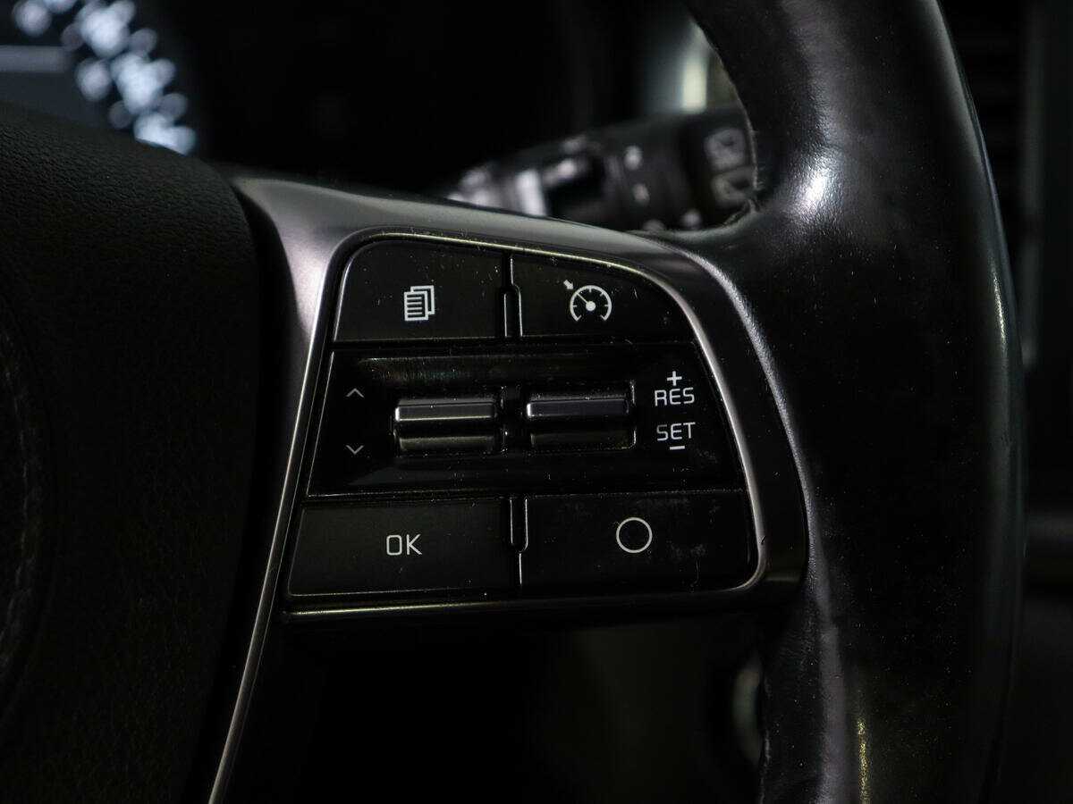 Купить Kia Sorento с пробегом. Фото: #25