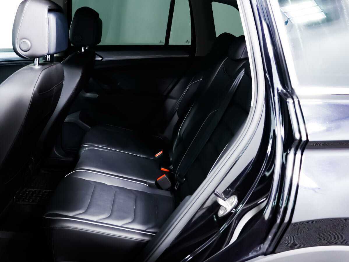 Купить Volkswagen Tiguan с пробегом. Фото: #9