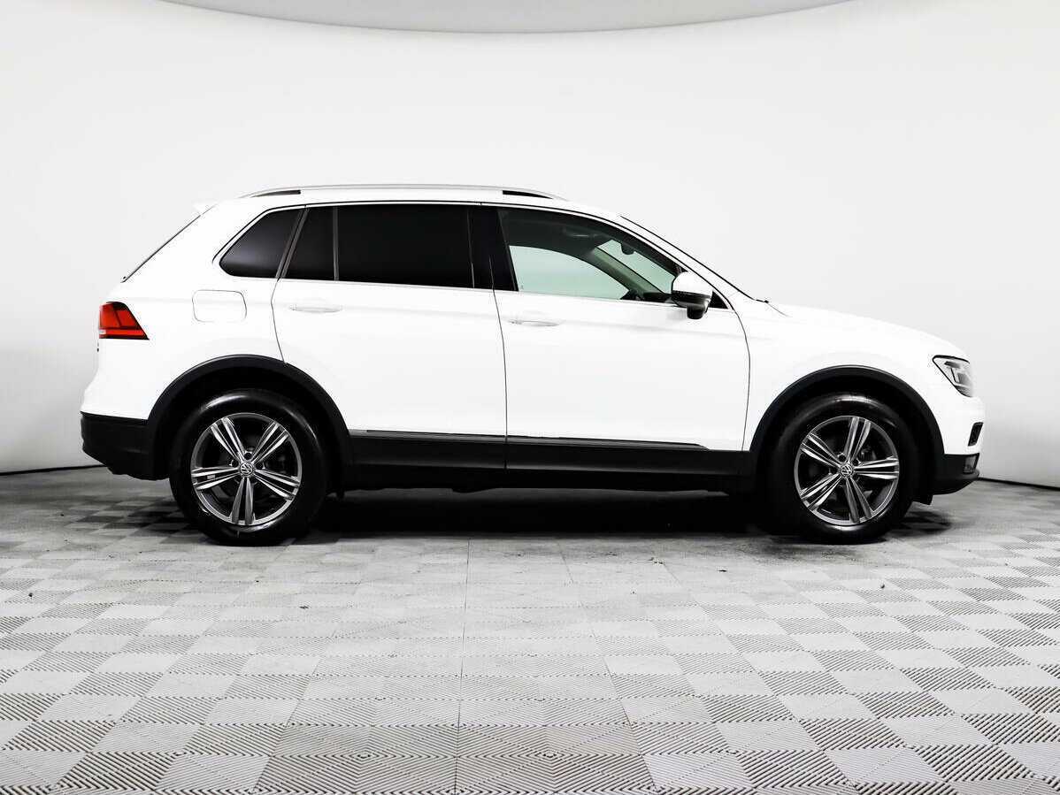 Купить Volkswagen Tiguan с пробегом. Фото: #3
