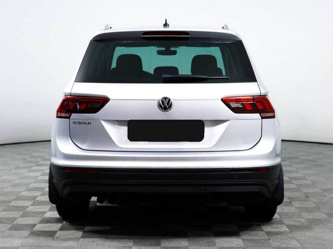 Купить Volkswagen Tiguan с пробегом. Фото: #5