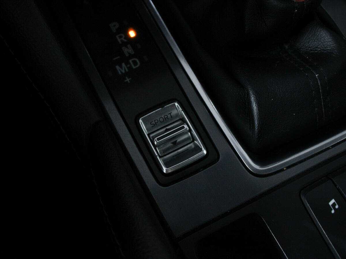 Купить Mazda 6 с пробегом. Фото: #24