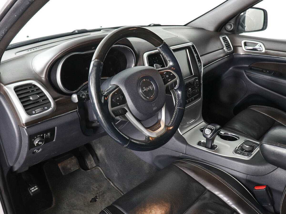 Купить Jeep Grand Cherokee с пробегом. Фото: #8