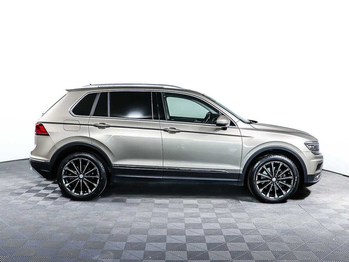Купить Volkswagen Tiguan с пробегом. Фото: #3