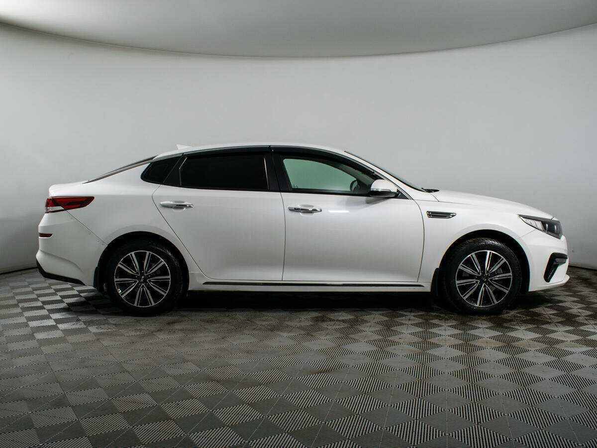 Купить Kia Optima с пробегом. Фото: #3