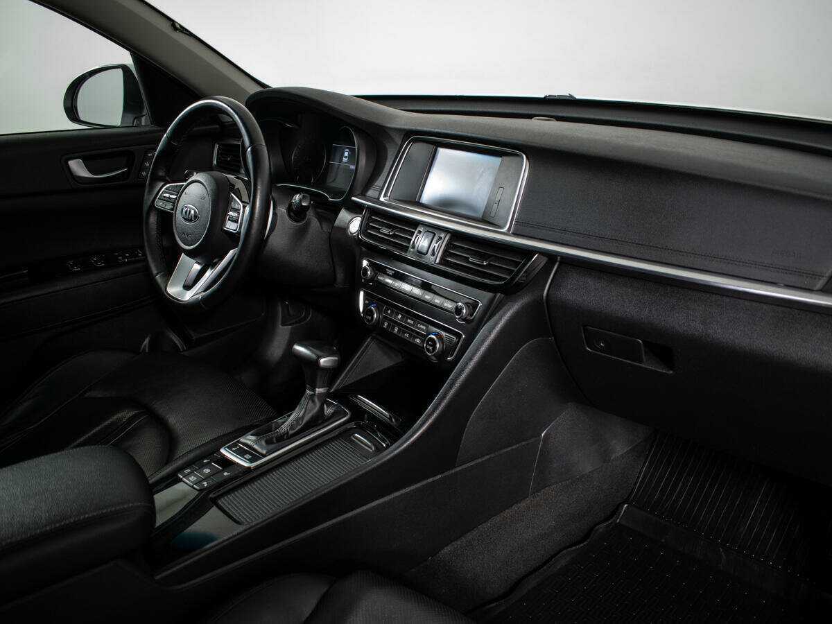 Купить Kia Optima с пробегом. Фото: #8