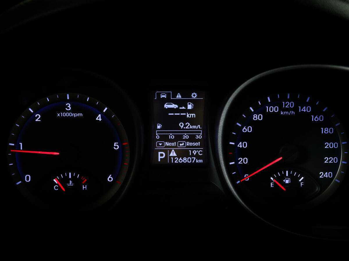 Купить Hyundai Santa Fe с пробегом. Фото: #10