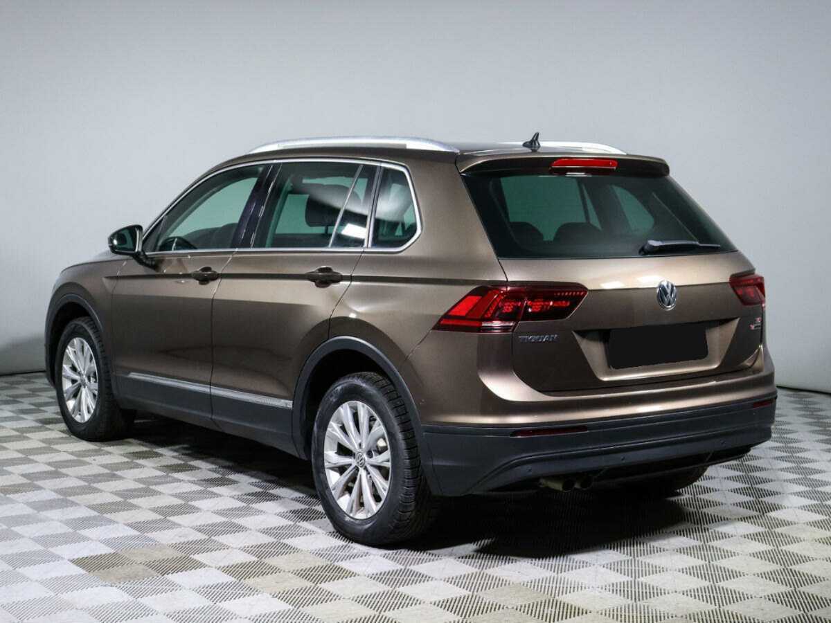 Купить Volkswagen Tiguan с пробегом. Фото: #6