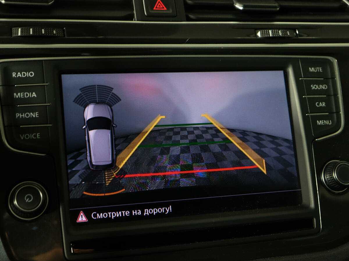 Купить Volkswagen Tiguan с пробегом. Фото: #14