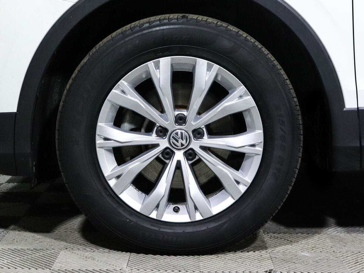 Купить Volkswagen Tiguan с пробегом. Фото: #19