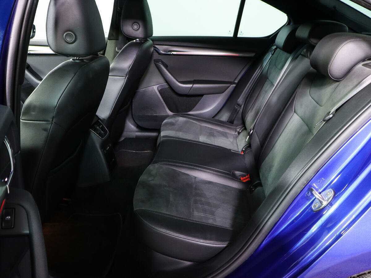 Купить Skoda Octavia с пробегом. Фото: #9