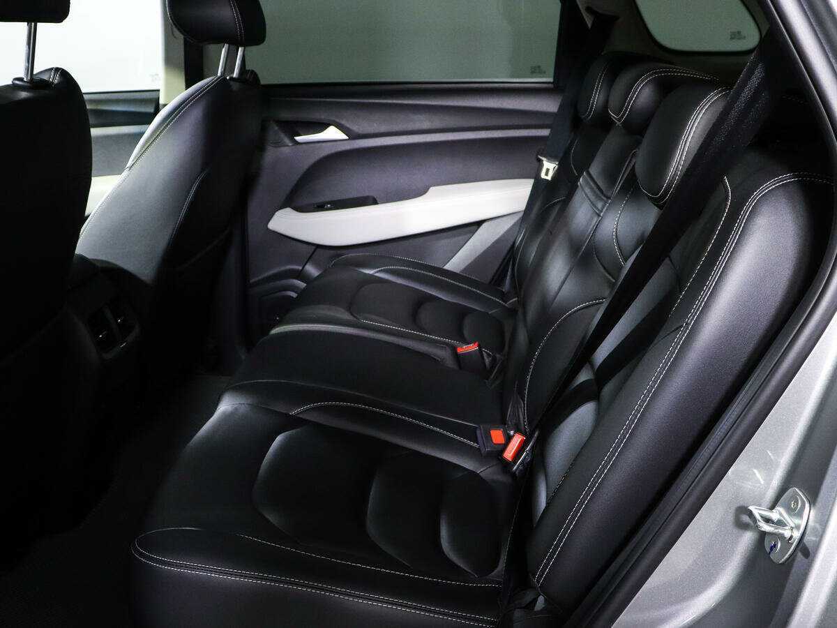 Купить Chevrolet Captiva с пробегом. Фото: #9