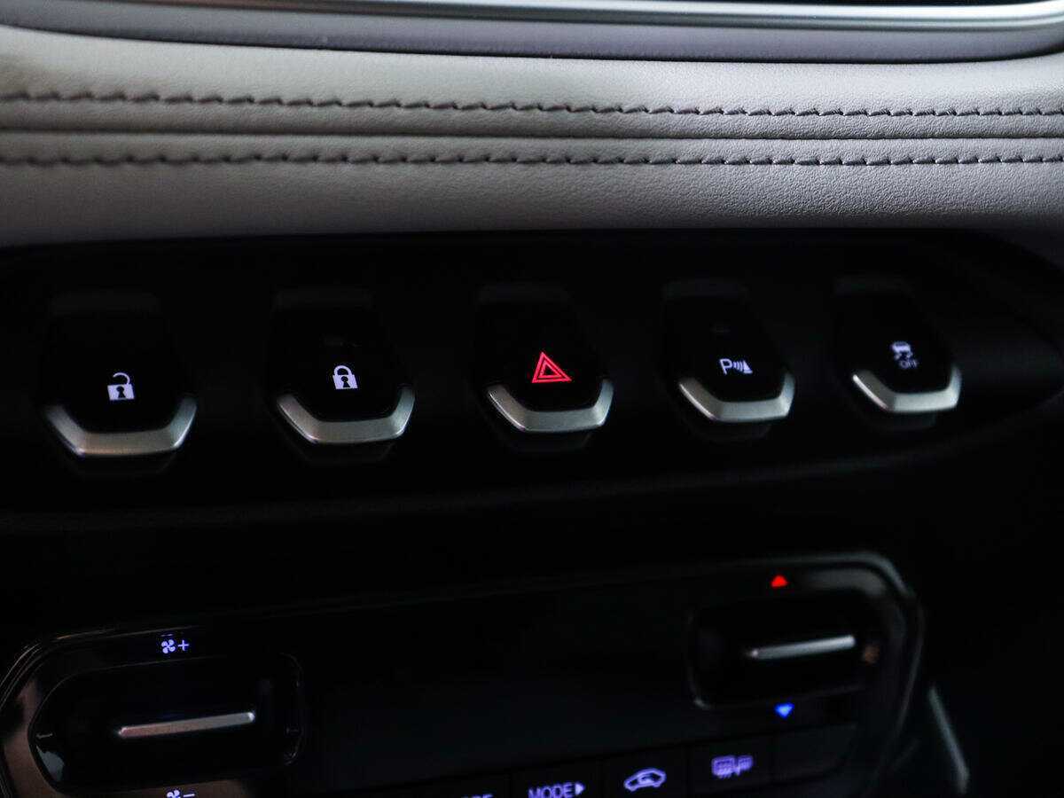 Купить Chevrolet Captiva с пробегом. Фото: #15