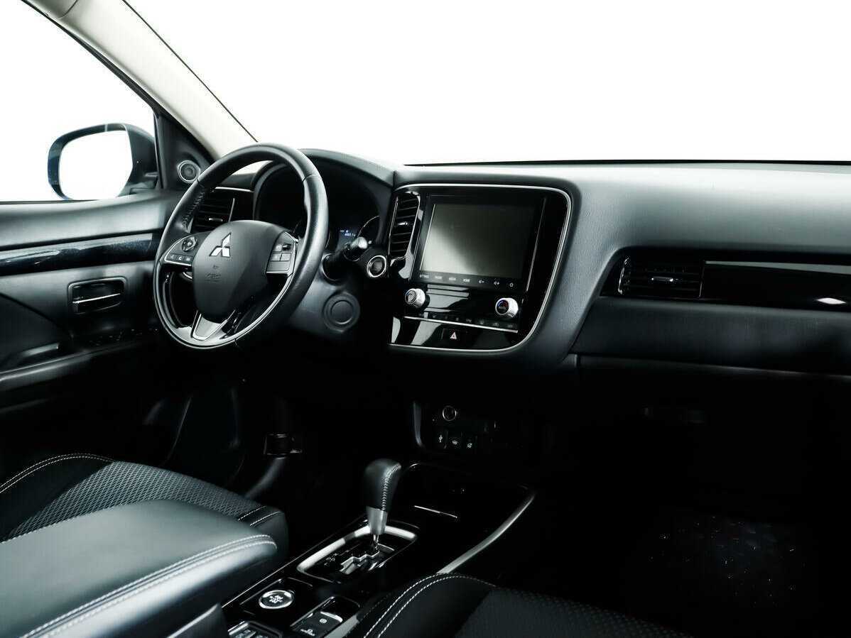 Купить Mitsubishi Outlander с пробегом. Фото: #6