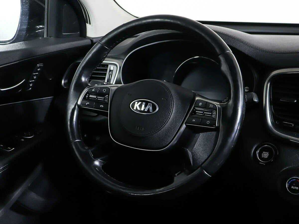 Купить Kia Sorento с пробегом. Фото: #9