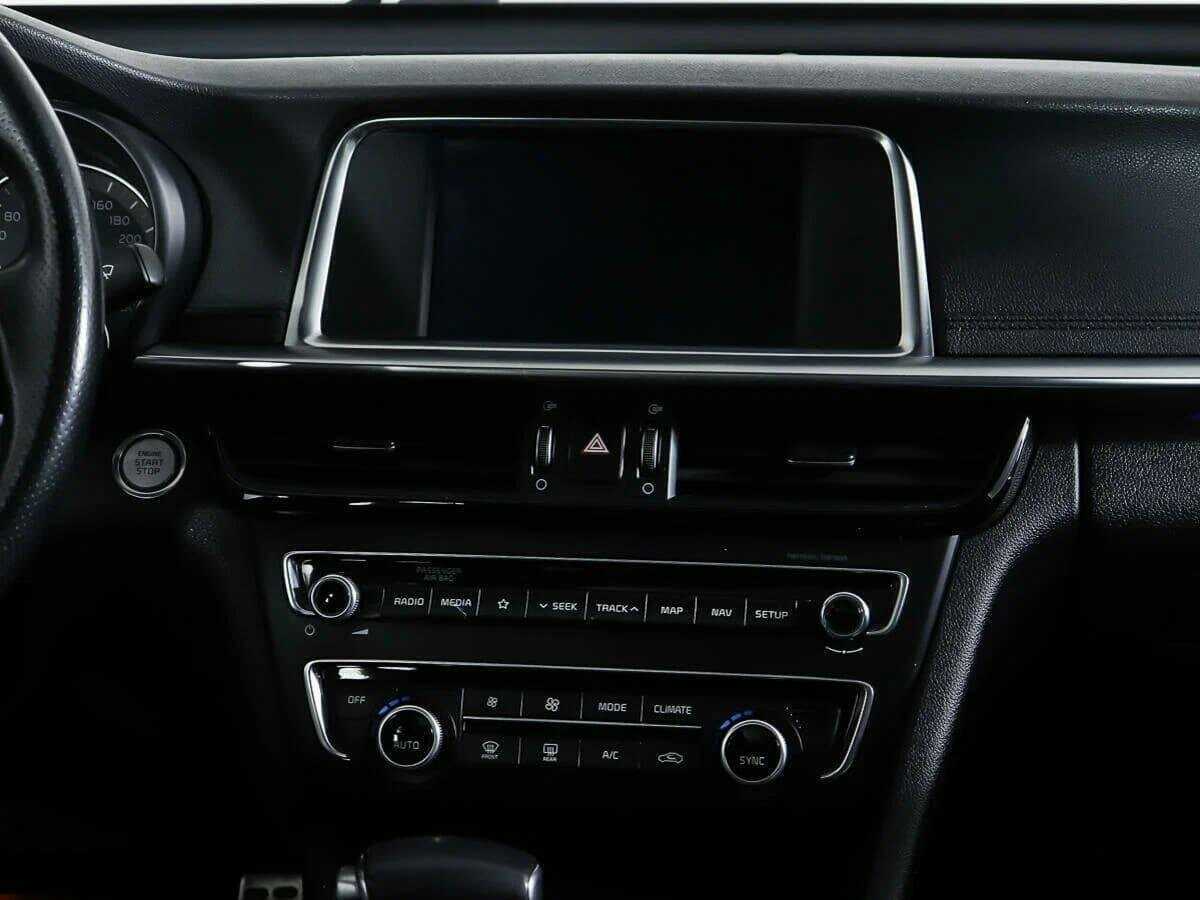 Купить Kia Optima с пробегом. Фото: #12
