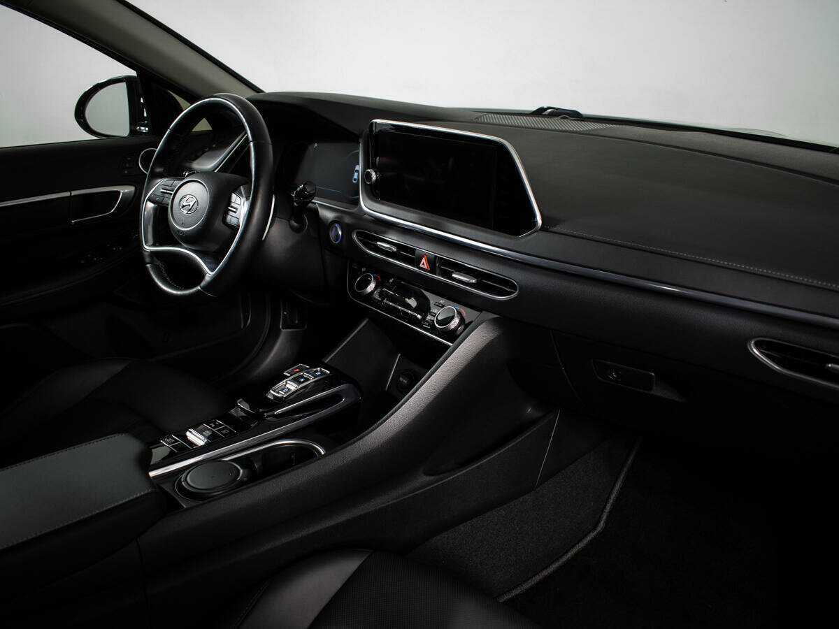 Купить Hyundai Sonata с пробегом. Фото: #8