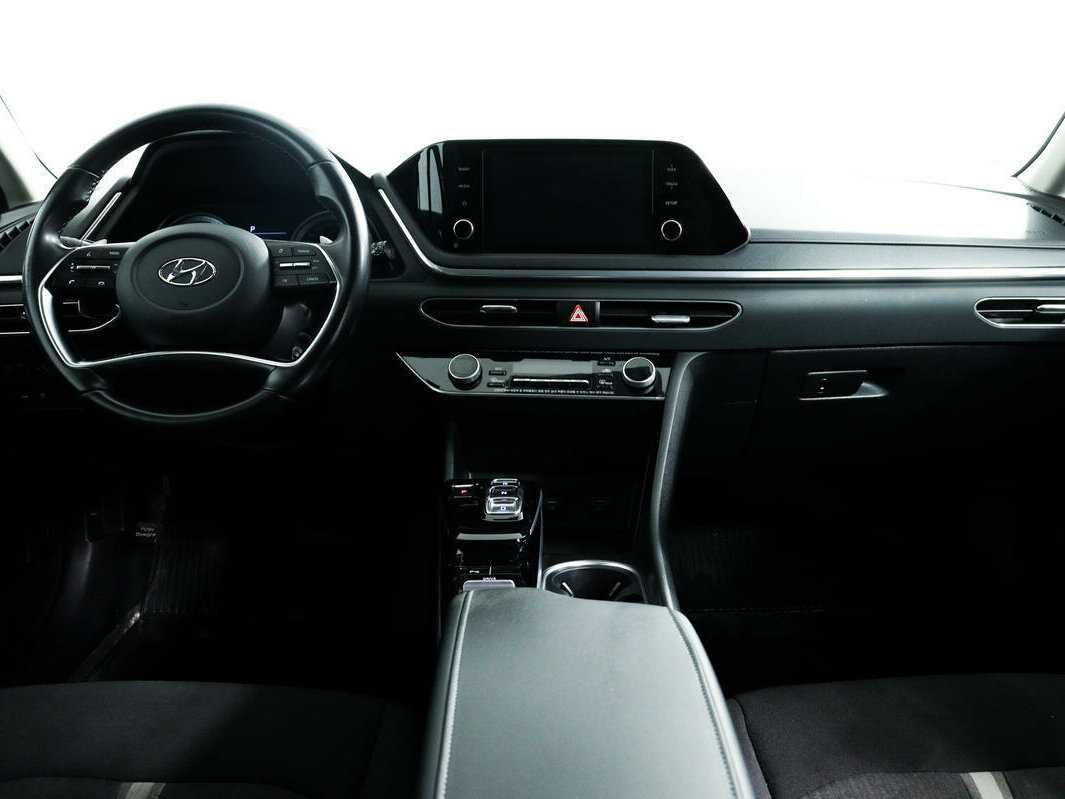 Купить Hyundai Sonata с пробегом. Фото: #10