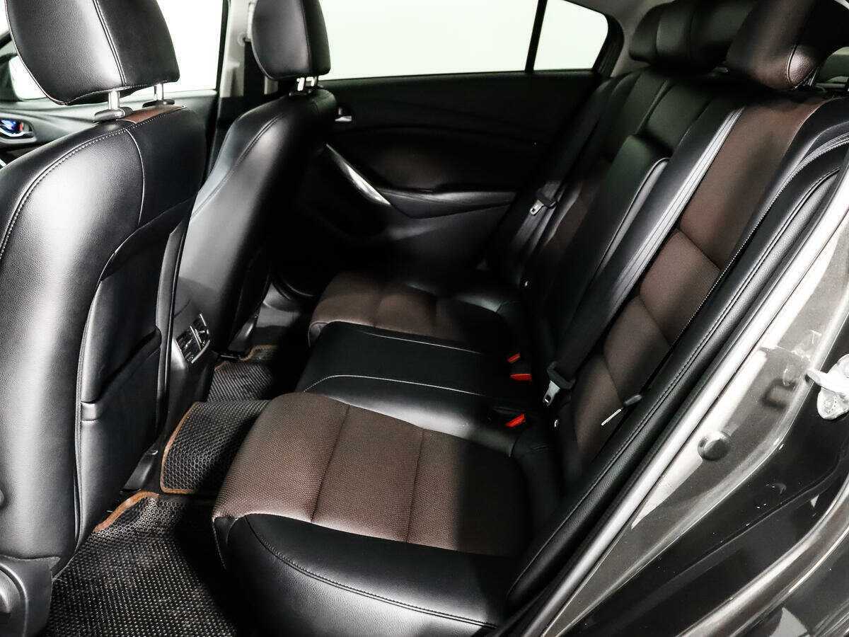 Купить Mazda 6 с пробегом. Фото: #9