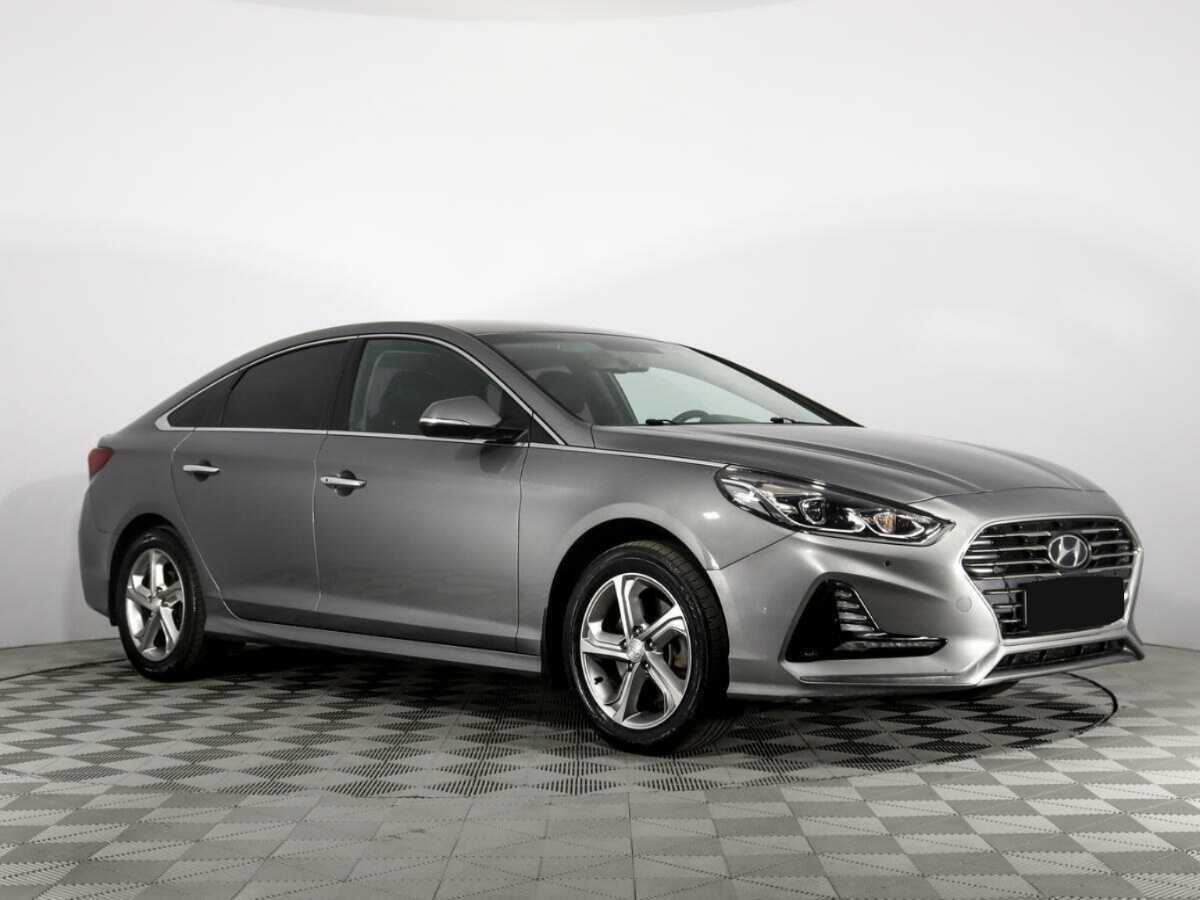 Купить Hyundai Sonata с пробегом. Фото: #2