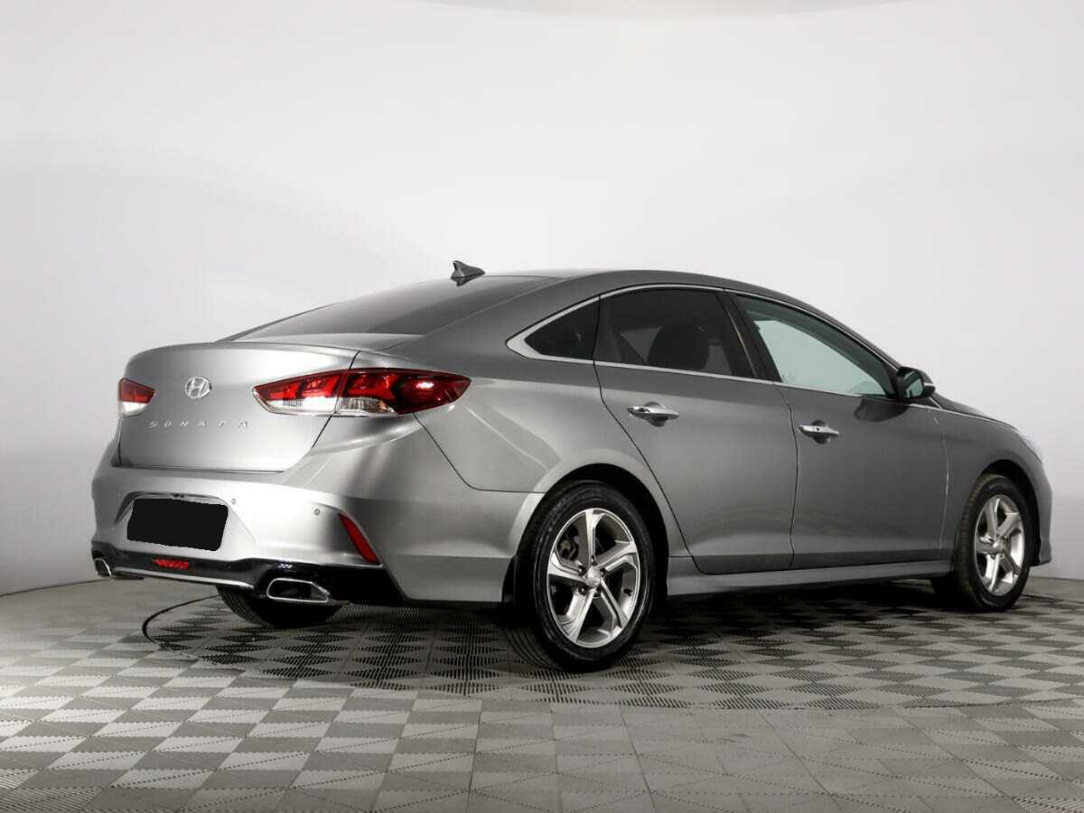 Купить Hyundai Sonata с пробегом. Фото: #4
