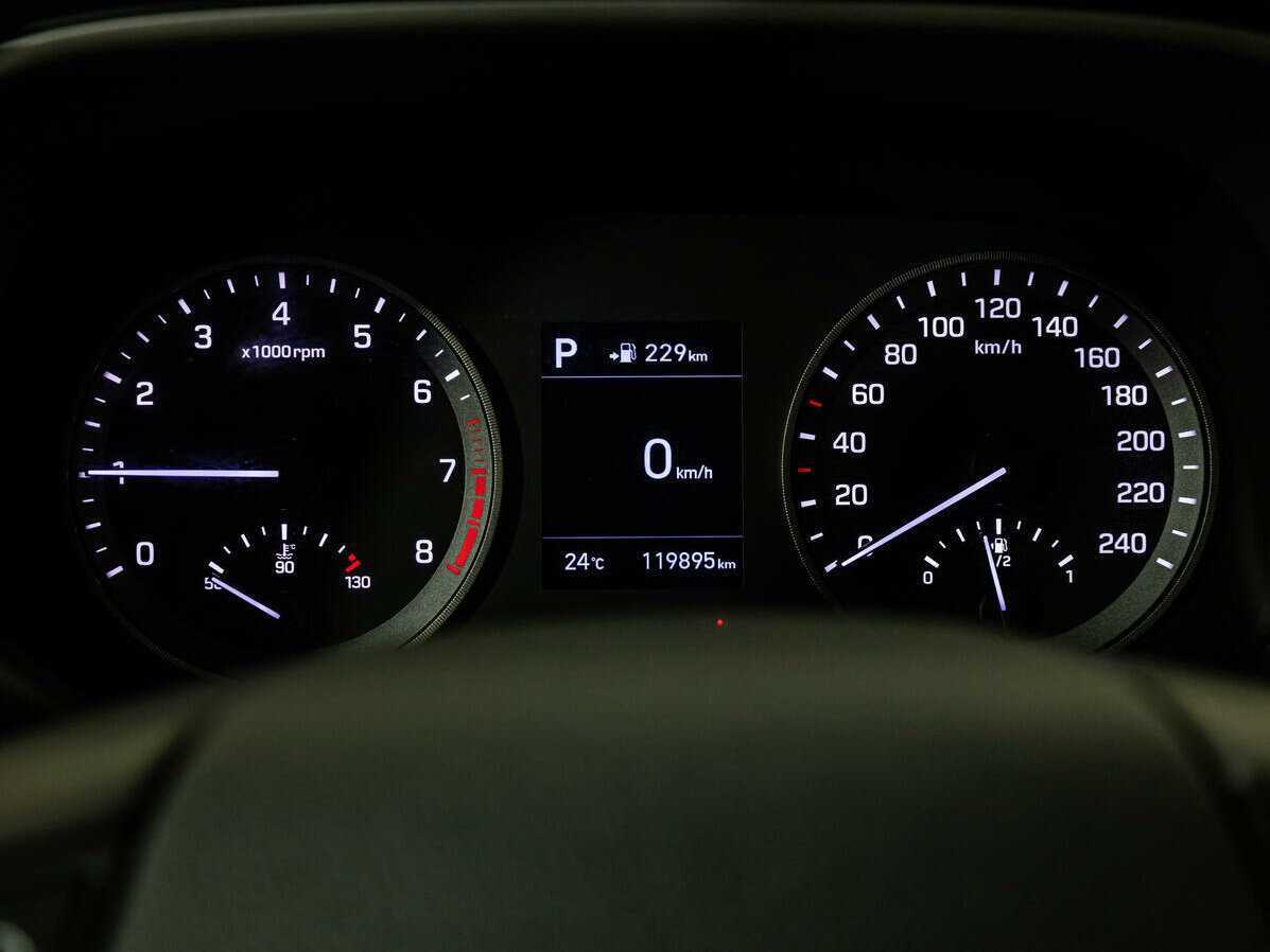 Купить Hyundai Tucson с пробегом. Фото: #9