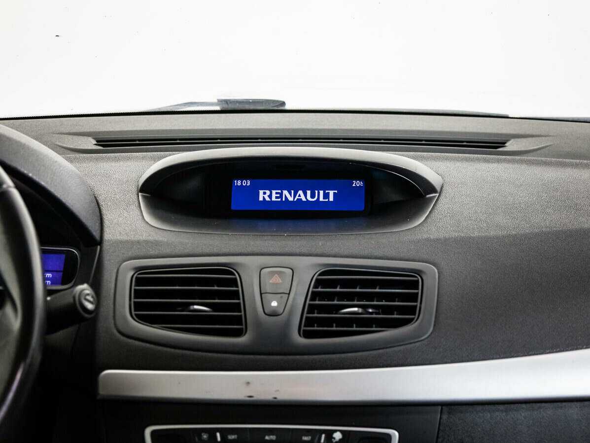 Купить Renault Fluence с пробегом. Фото: #13