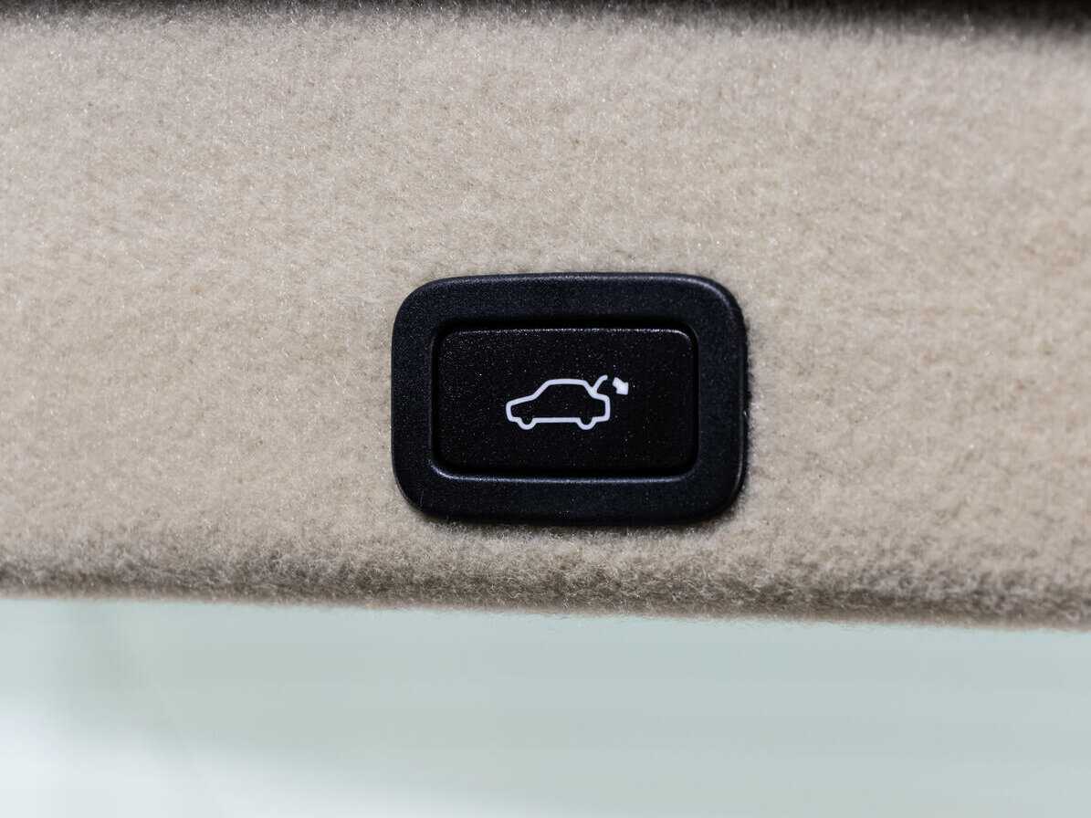 Купить Volvo XC60 с пробегом. Фото: #14