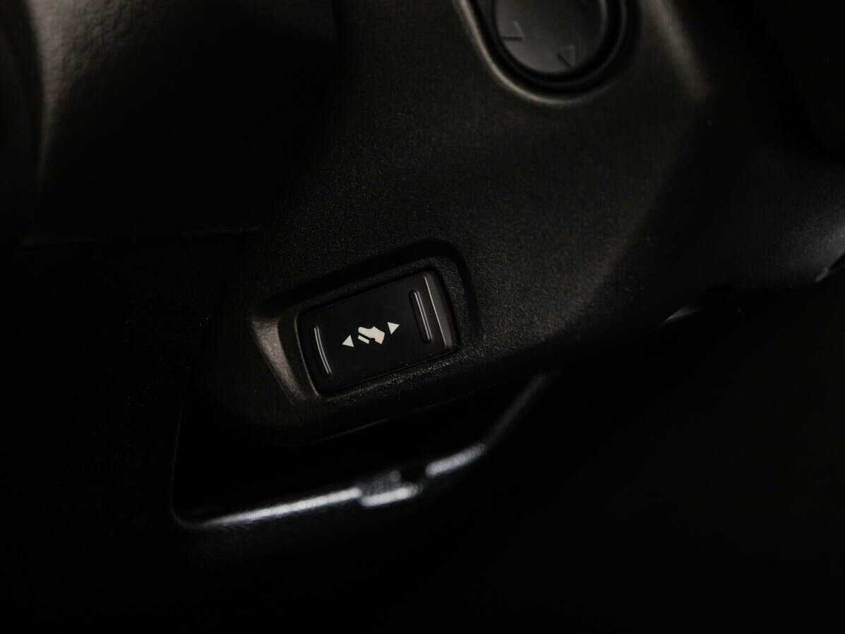 Купить Ford Explorer с пробегом. Фото: #18