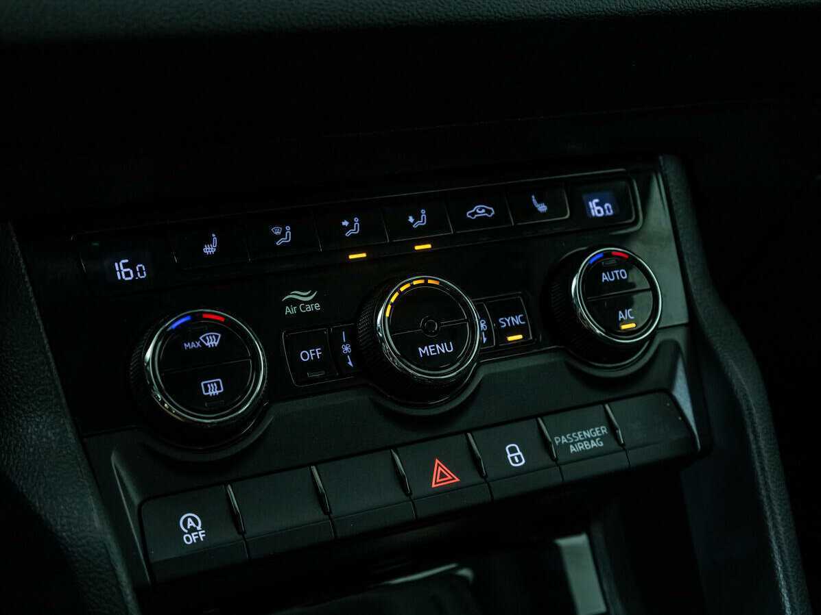 Купить Skoda Karoq с пробегом. Фото: #16