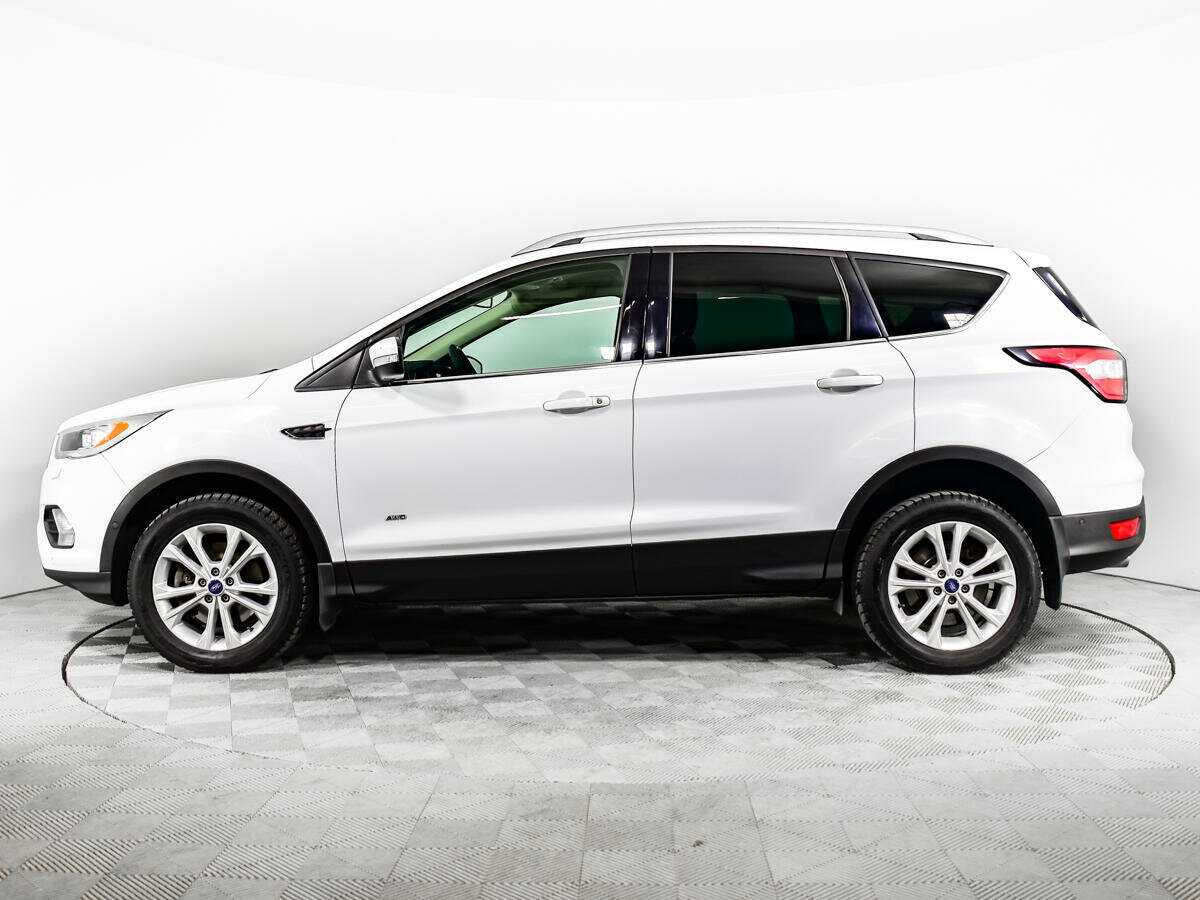 Купить Ford Kuga с пробегом. Фото: #7