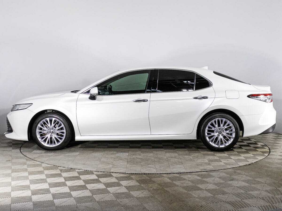 Купить Toyota Camry с пробегом. Фото: #7