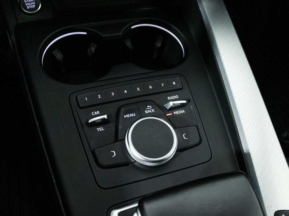 Купить Audi A4 с пробегом. Фото: #15