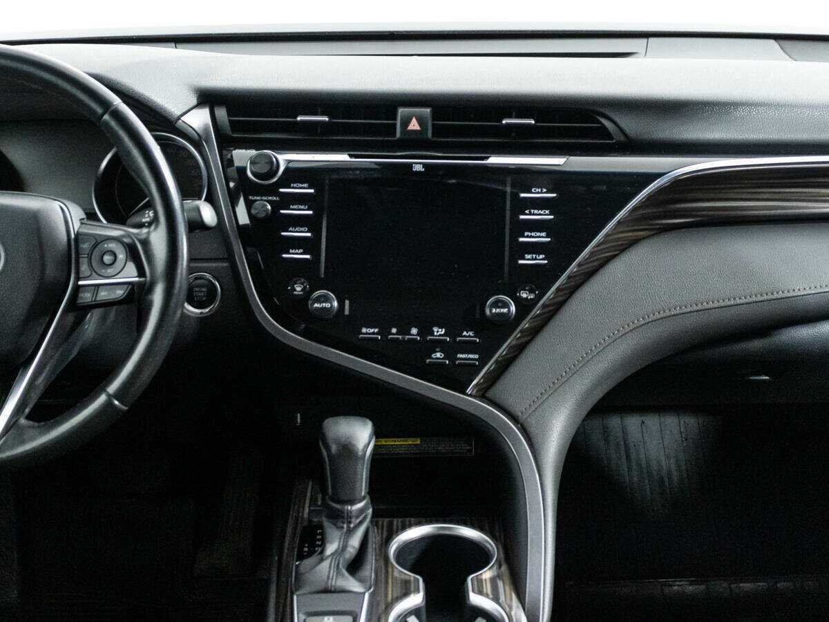 Купить Toyota Camry с пробегом. Фото: #13