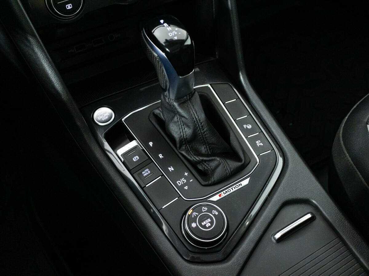 Купить Volkswagen Tiguan с пробегом. Фото: #19
