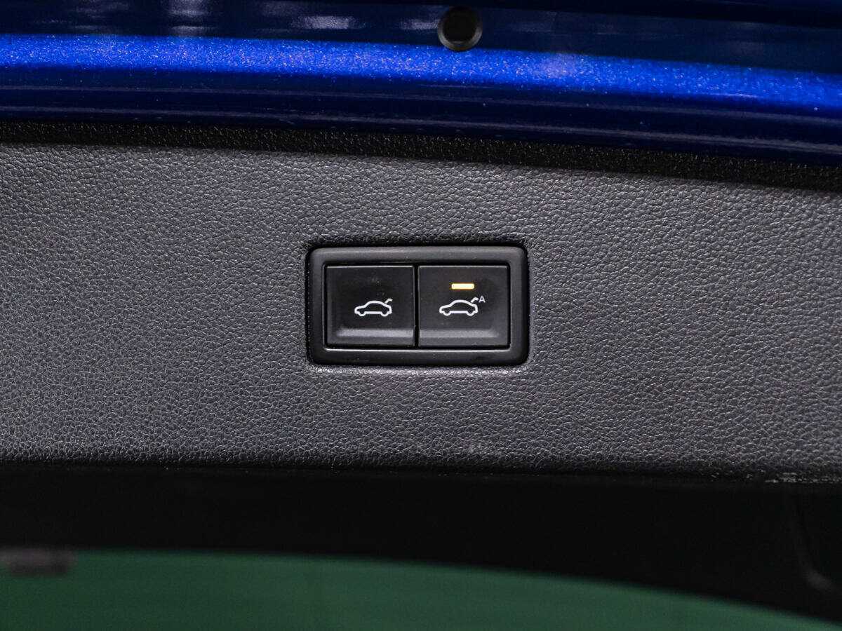 Купить Volkswagen Tiguan с пробегом. Фото: #14