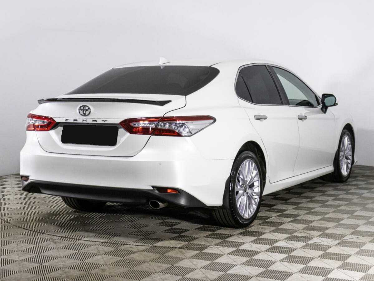 Купить Toyota Camry с пробегом. Фото: #4