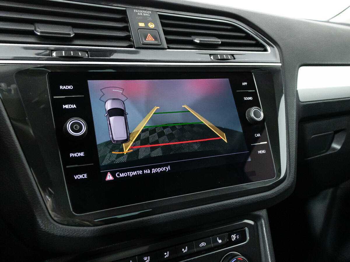 Купить Volkswagen Tiguan с пробегом. Фото: #14