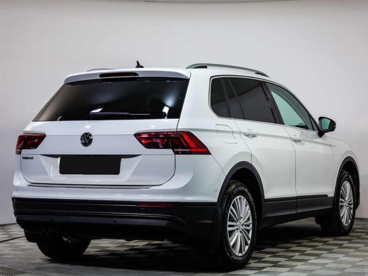 Купить Volkswagen Tiguan с пробегом. Фото: #3